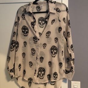 VGUC High Low Skull Blouse